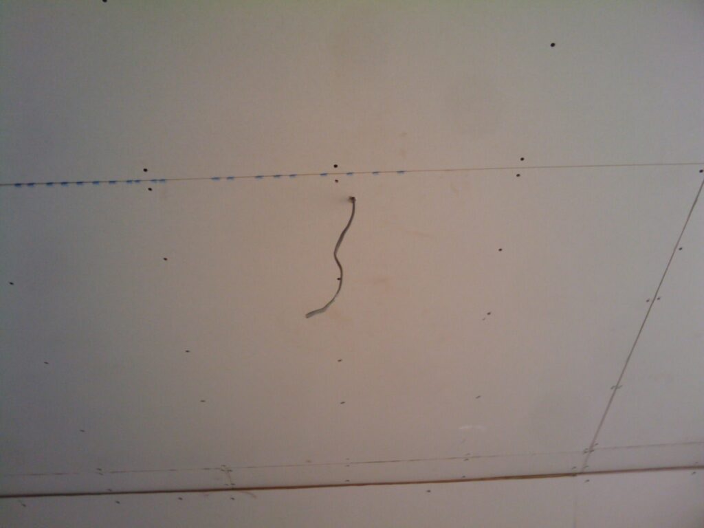 Ceiling light - very neat