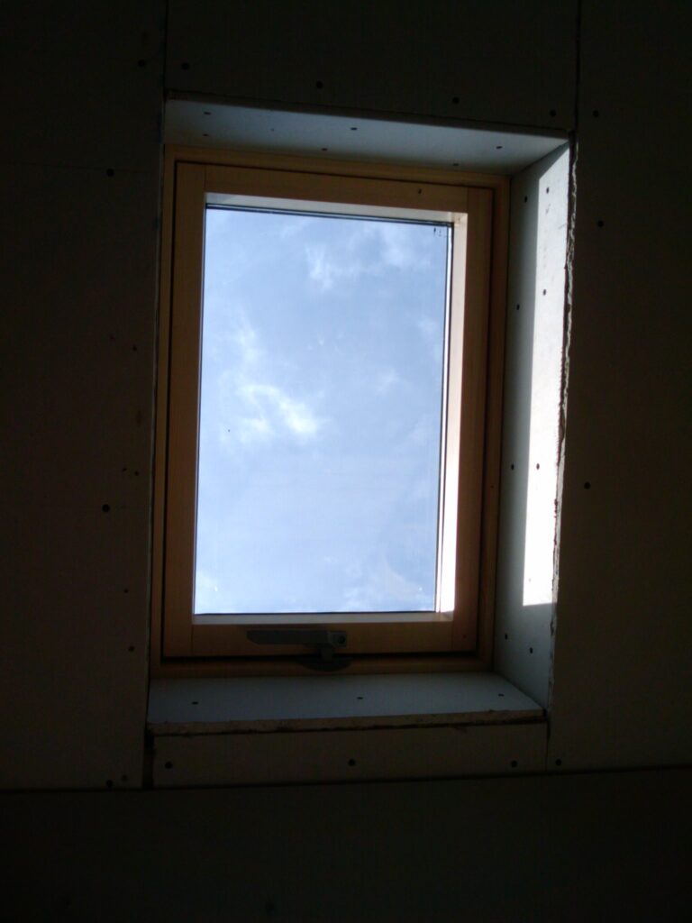I can see the sky!