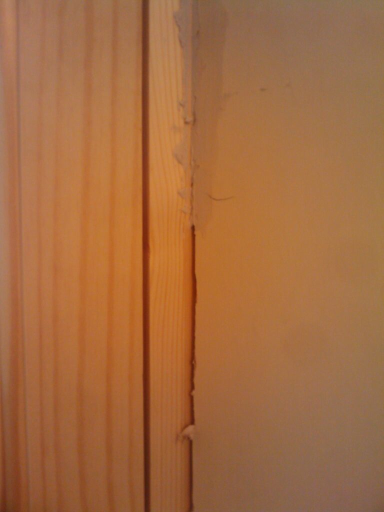 Filling the gaps in the door frames - needs sanding!