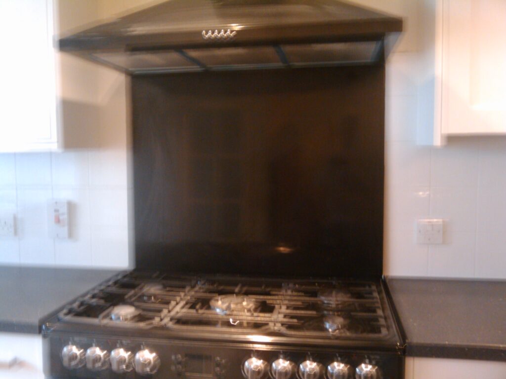 Leisure range cooker and splashback