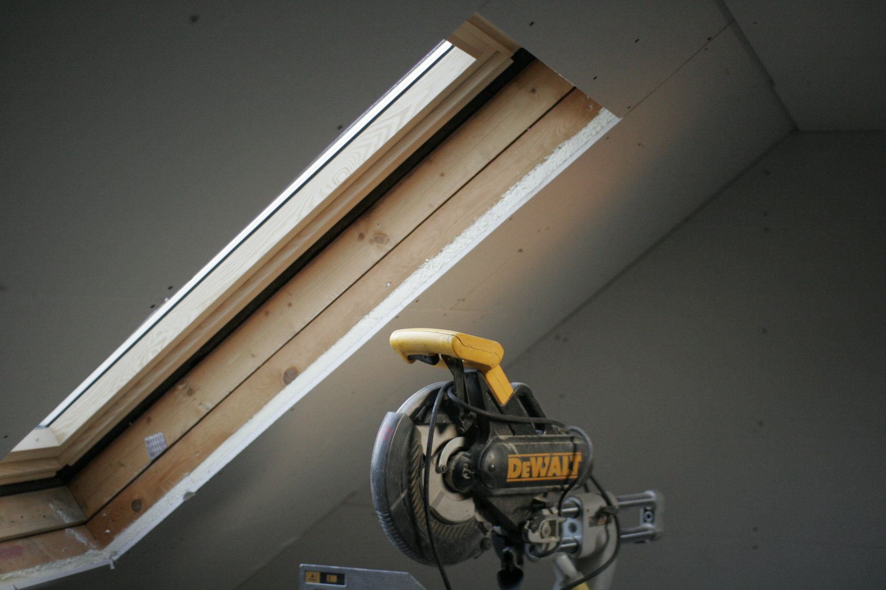 roof window and saw