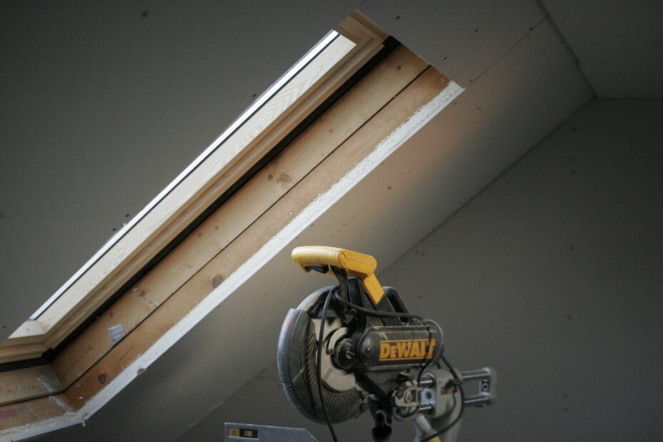 roof window and saw